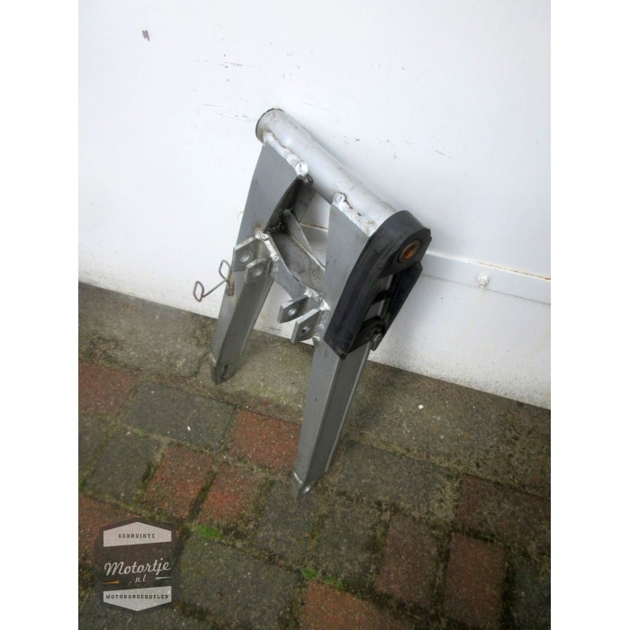 Kawasaki GPX600R achterbrug / achter brug / swing arm / swingarm Kawasaki GPX600R achterbrug / achter brug / swing arm / swingarm
